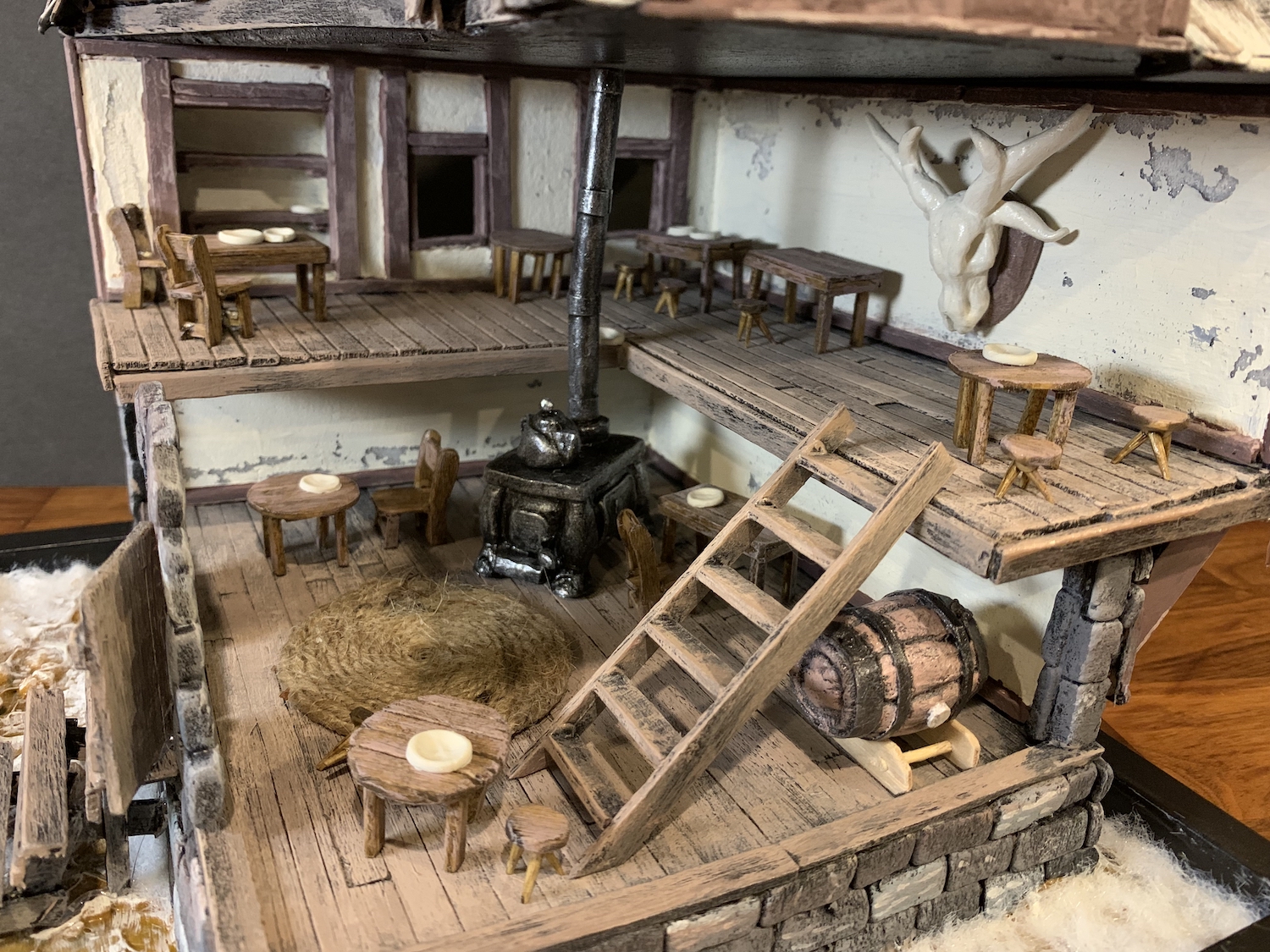 Final image of the tavern miniature.